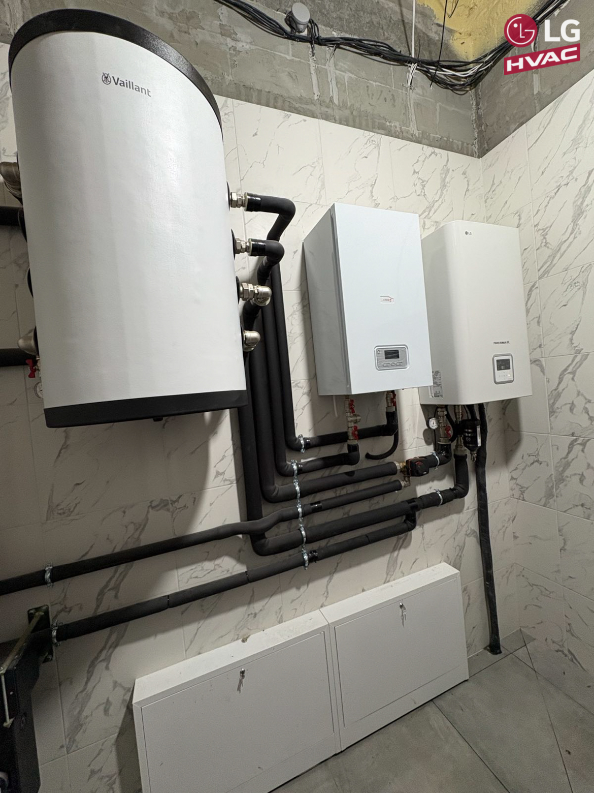 котельня з тепловим насосом LG буферна ємність Vaillant