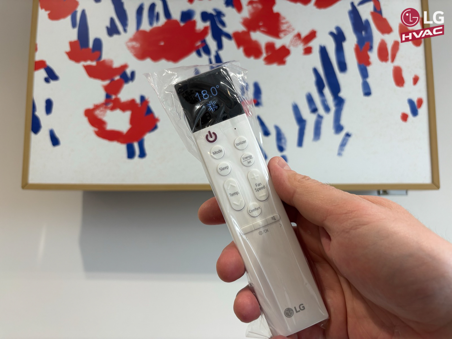 пульт кондиціонера LG ARTCOOL з графічним дисплеєм